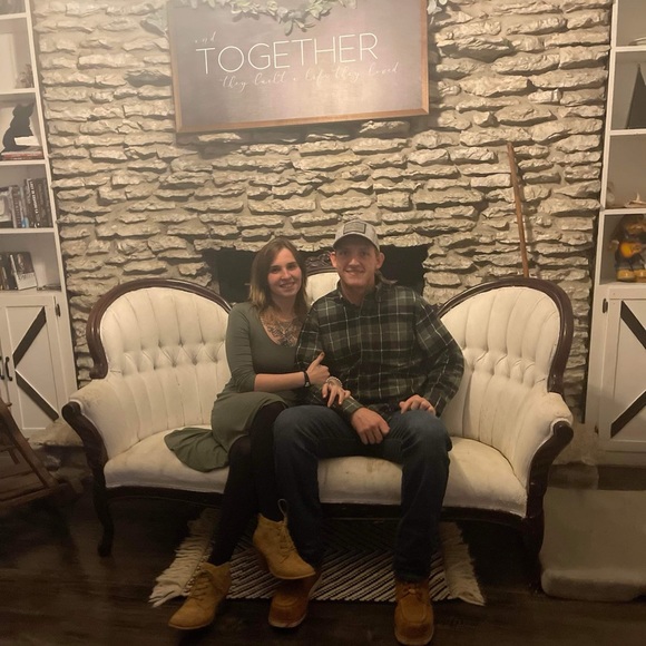 Meet your Posh Ambassador Samantha & Joshua 🦒 - Picture 2 of 10